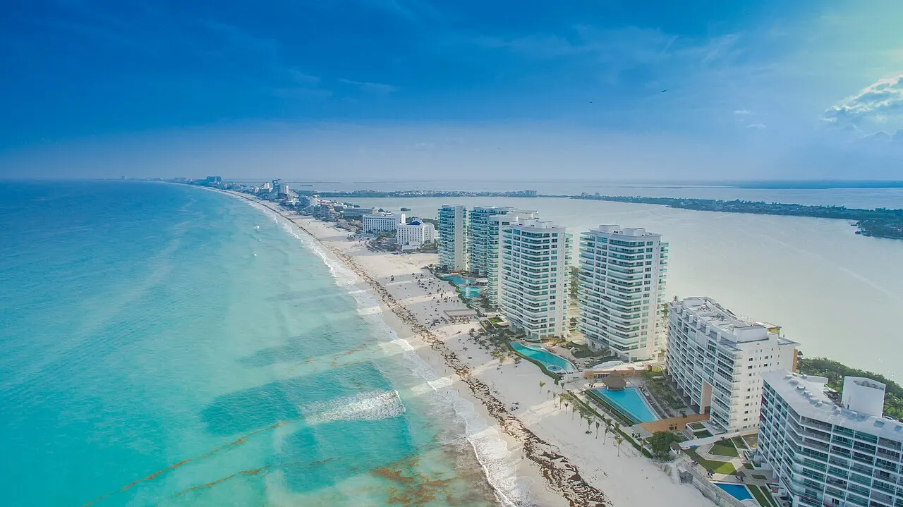 Cancun: city view and main sights to see