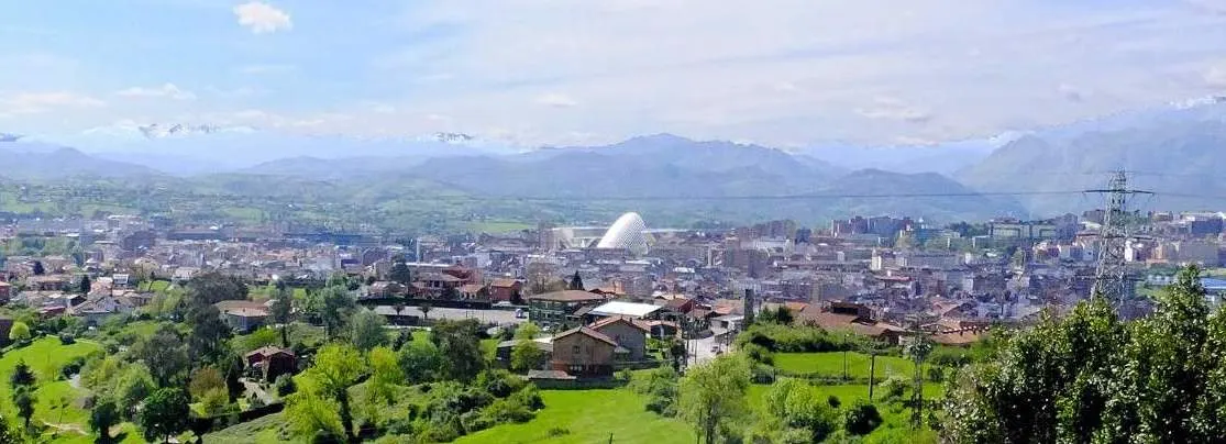 Oviedo: vista de la ciudad y principales lugares que ver