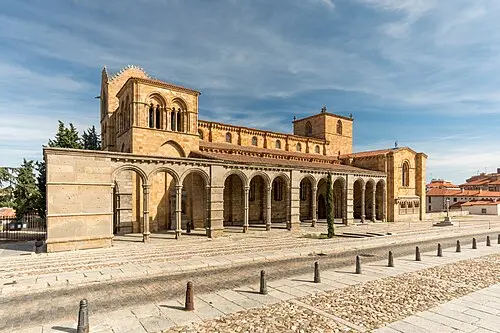 Basílica de San Vicente — Fernando (CC BY-SA 4.0) Basílica de San Vicente