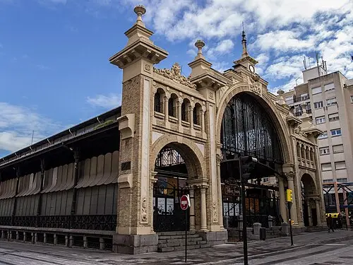 Centrale Markt van Lanuza — FRANCIS RAHER (CC BY 2.0) Centrale Markt van Lanuza