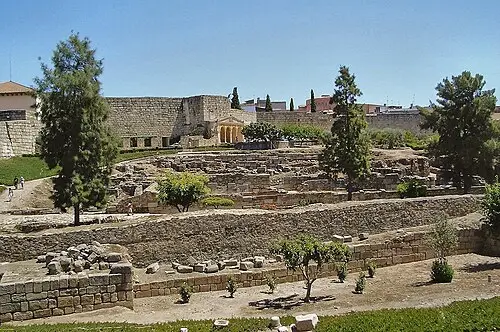 Arabische Alcazaba von Mérida — Lansbricae from España (CC BY-SA 2.0) Arabische Alcazaba von Mérida