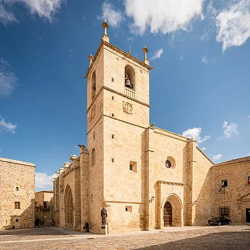 Concatedral de Santa María — Fernando (CC BY-SA 4.0) Concatedral de Santa María