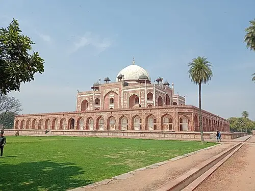 Tomba di Humayun — Anshrastogi1 (CC0) Tomba di Humayun