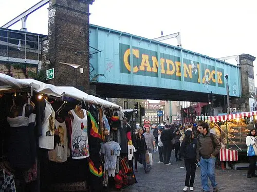 Camden Market — en:User:Grim23 (CC BY-SA 3.0) Camden Market