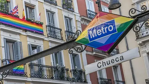 San Antón Market (Chueca) — David Mapletoft from Bathurst, Australia (CC BY 2.0) San Antón Market (Chueca)