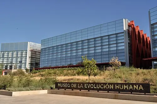 Museo dell'Evoluzione Umana — Luis Rogelio HM (CC BY-SA 2.0) Museo dell'Evoluzione Umana