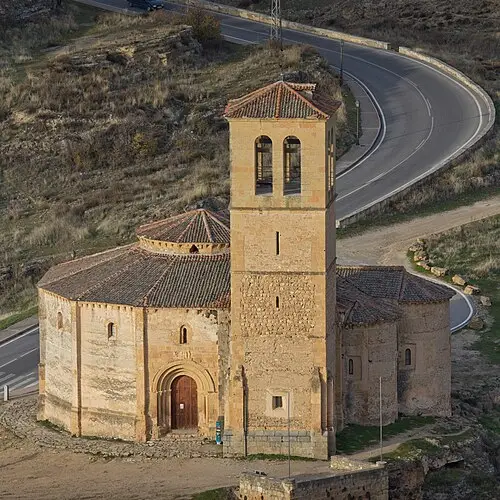 Église de la Vera Cruz — Carlos Delgado (CC BY-SA 3.0) Église de la Vera Cruz