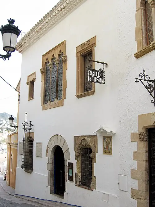 Museo del Cau Ferrat — Till F. Teenck (CC BY-SA 2.5) Museo del Cau Ferrat