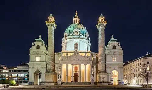 Igreja de São Carlos Borromeu (Karlskirche) — Diego Delso (CC BY-SA 4.0) Igreja de São Carlos Borromeu (Karlskirche)