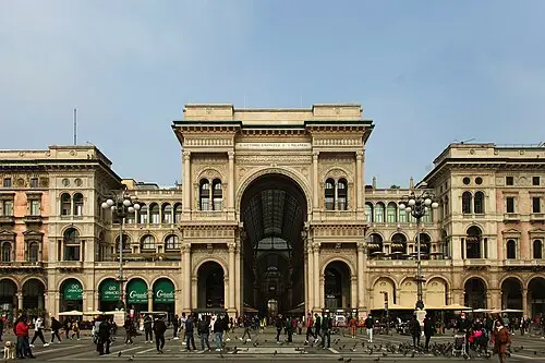Galleria Vittorio Emanuele II — Paolobon140 (CC BY-SA 4.0) Galleria Vittorio Emanuele II