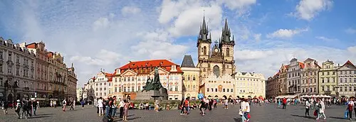 Astronomical Clock and Old Town Square — Tiia Monto (CC BY-SA 4.0) Astronomical Clock and Old Town Square