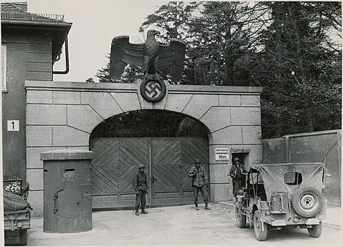 Campo de concentración de Dachau — Unknown authorUnknown author (Public domain) Campo de concentración de Dachau