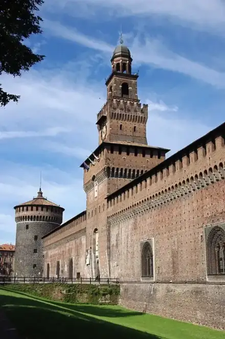 Castello Sforzesco — Jakub Hałun (CC BY-SA 4.0) Castello Sforzesco