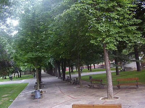 Parc Huerta de Guadián — Gustavocarra (CC BY-SA 4.0) Parc Huerta de Guadián