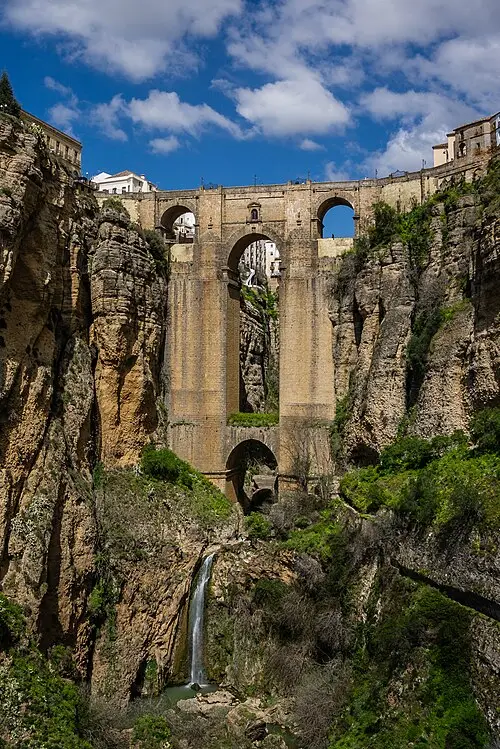 Puente Nuevo (Nieuwe brug) — Andbog (CC BY-SA 4.0) Puente Nuevo (Nieuwe brug)
