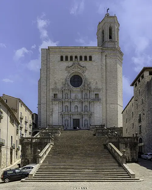 Catedral de Santa María de Girona — Fernando (CC BY-SA 4.0) Catedral de Santa María de Girona