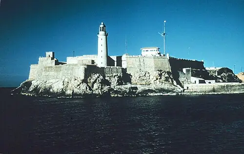 Morro Castle — Dr. Anthony R. Picciolo, NOAA NODC (Public domain) Morro Castle