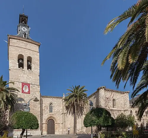Kirche San Pedro — Diego Delso (CC BY-SA 4.0) Kirche San Pedro