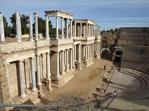 Römisches Theater von Mérida — Elemaki (CC BY-SA 3.0) Römisches Theater von Mérida