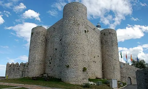 Castello-faro di Santa Ana — Valdavia (CC BY-SA 3.0) Castello-faro di Santa Ana