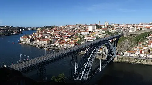 Ponte Dom Luís I — Manuelvbotelho (CC BY-SA 4.0) Ponte Dom Luís I