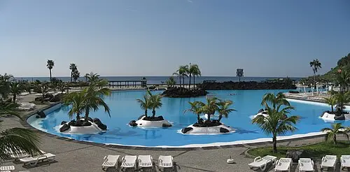 César Manrique Maritime Park — Mataparda (CC BY 3.0) César Manrique Maritime Park