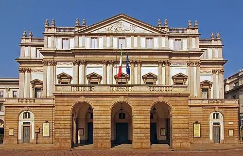Teatro alla Scala — John Picken (CC BY 2.0) Teatro alla Scala