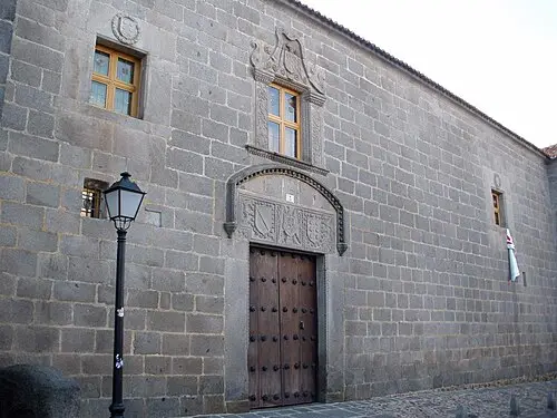 Palacio de los Verdugo — Zarateman (CC BY-SA 3.0 es) Palacio de los Verdugo