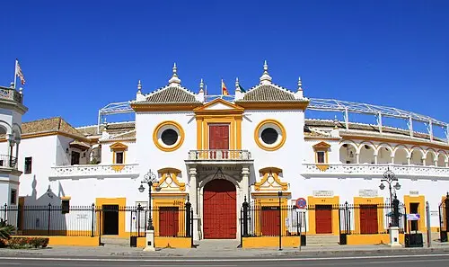 Stierenvechtarena La Maestranza — Vincenzo venditti (CC BY-SA 3.0 es) Stierenvechtarena La Maestranza
