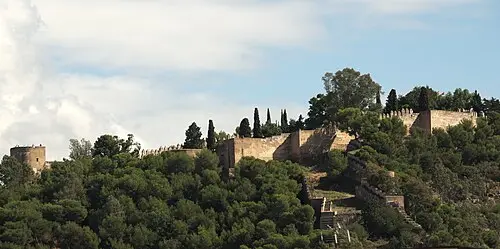 Burg Gibralfaro — Jwh (CC BY-SA 3.0 lu) Burg Gibralfaro