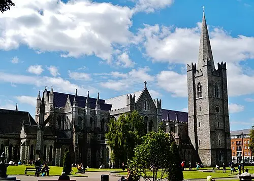 Sint-Patrickskathedraal — Zairon (CC BY 4.0) Sint-Patrickskathedraal