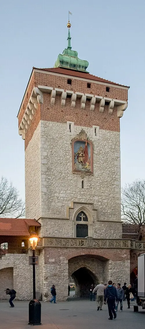 Porta di San Floriano — Diego Delso (CC BY-SA 3.0) Porta di San Floriano