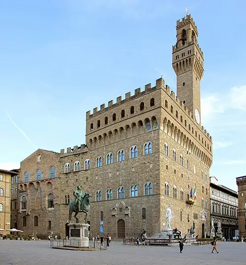Palazzo Vecchio — Francesco Bini (CC BY-SA 4.0) Palazzo Vecchio