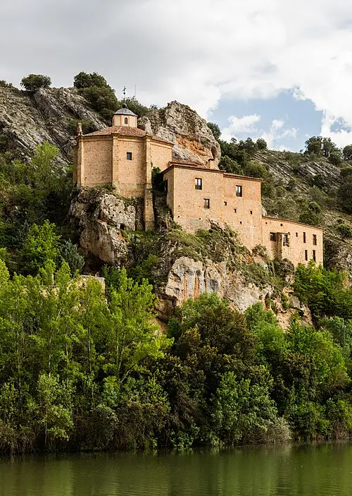 Chapel of San Saturio — Diego Delso (CC BY-SA 4.0) Chapel of San Saturio