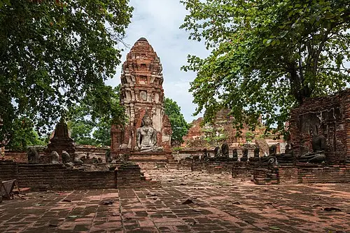 Excursión a Ayutthaya con guía en español — Diego Delso (CC BY-SA 3.0) Excursión a Ayutthaya con guía en español